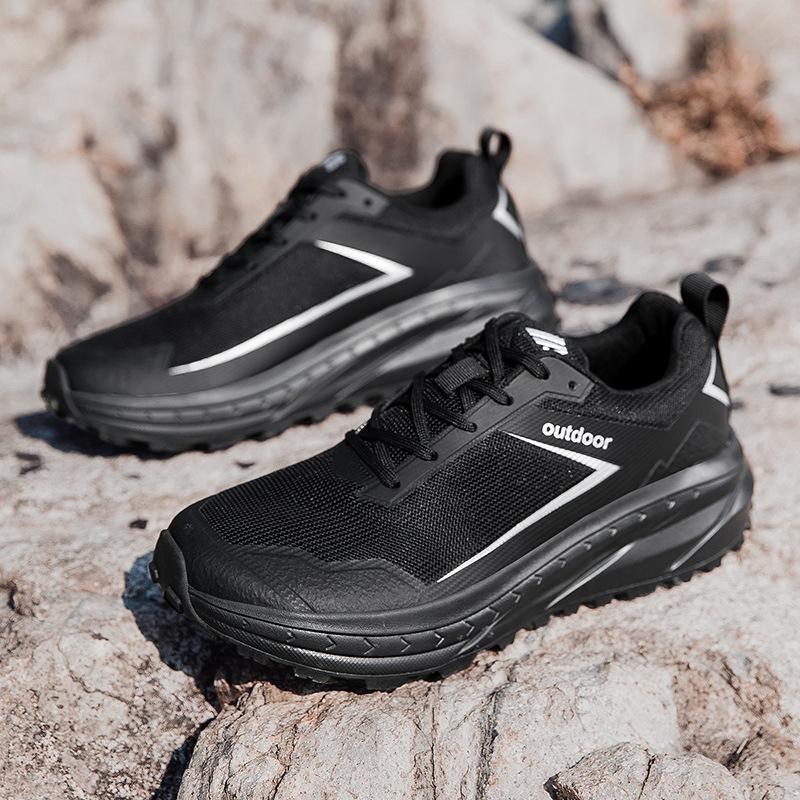 Outdoor hiking shoes men s autumn new waterproof, non-slip and wear-resistant, lightweight and shock-absorbing multi-terrain sports hiking shoes 39 чёрный
Outdoor hiking shoes men s autumn new waterproof, non-slip and wear-resistant, lightweight and shock-absorbing multi-terrain sports hiking shoes 39 чёрный