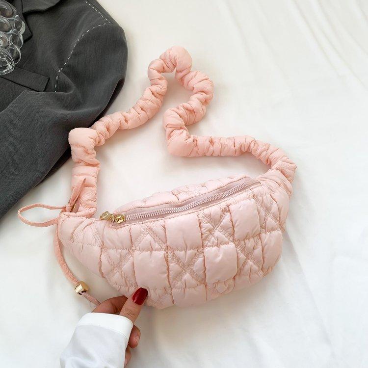 Popular new cloud bag crossbody breast bag women s versatile shoulder casual bubble mini pleated dumpling bag batch 000 рожевий
Popular new cloud bag crossbody breast bag women s versatile shoulder casual bubble mini pleated dumpling bag batch 000 рожевий