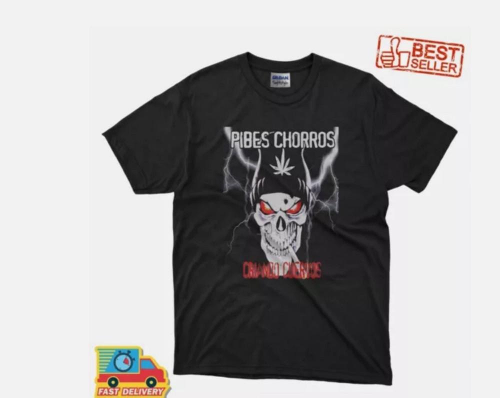 Pibes Chorros - Criando Cuervos Classic T-Shirt S-5XL Unisex T-Shirt XL
Pibes Chorros - Criando Cuervos Classic T-Shirt S-5XL Unisex T-Shirt XL