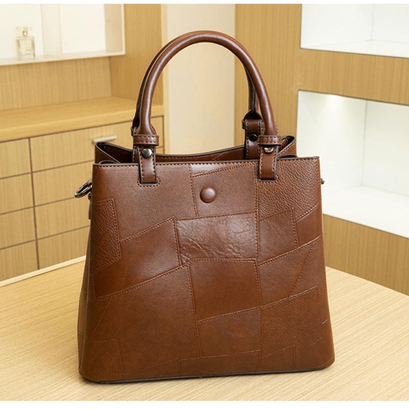 Весенне-летняя модная простая и универсальная женская сумка. Высококачественная вместительная сумка-мессенджер на одно плечо. 28cm*12cm*23cm коричневый
Весенне-летняя модная простая и универсальная женская сумка. Высококачественная вместительная сумка-мессенджер на одно плечо. 28cm*12cm*23cm коричневый