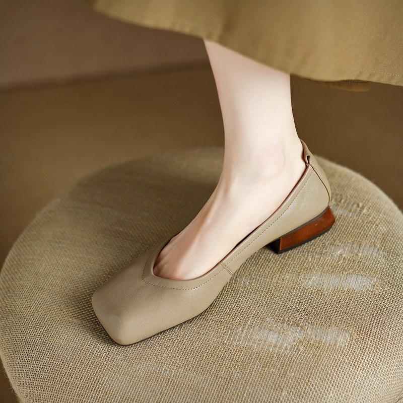 Fashion Shoes for Women Elegant Square Toe Pumps Soft Leather Thick Low Heeled Autumn Female Shoe Casual Solid Shallow Mouth Heels Women 40 абрикосовый
Fashion Shoes for Women Elegant Square Toe Pumps Soft Leather Thick Low Heeled Autumn Female Shoe Casual Solid Shallow Mouth Heels Women 40 абрикосовый