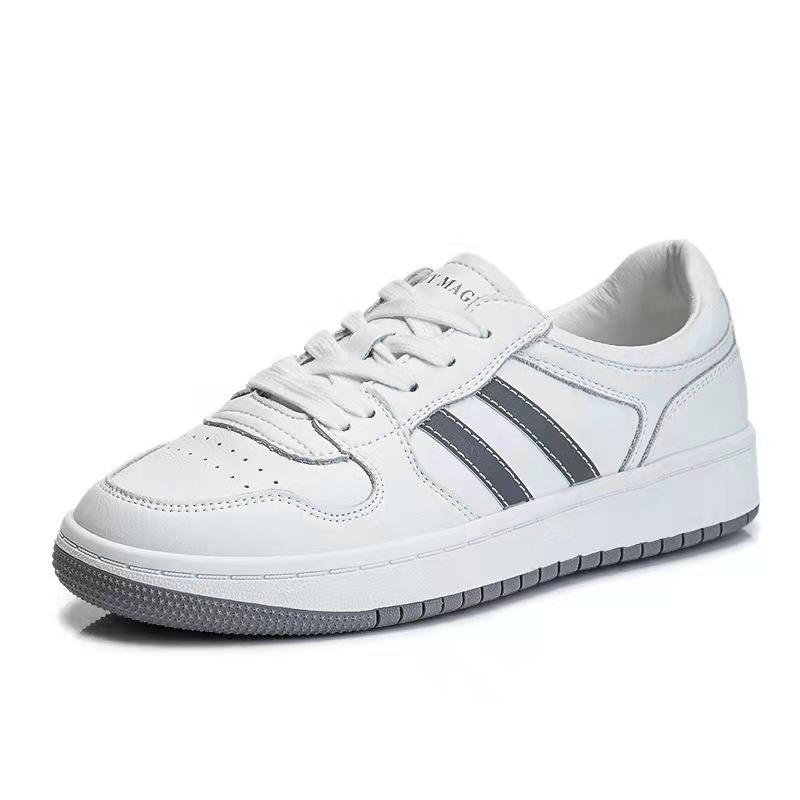 Leather little white shoes women s autumn new flat-bottomed lace-up versatile casual sports large-size women s shoes-4 35 белый
Leather little white shoes women s autumn new flat-bottomed lace-up versatile casual sports large-size women s shoes-4 35 белый