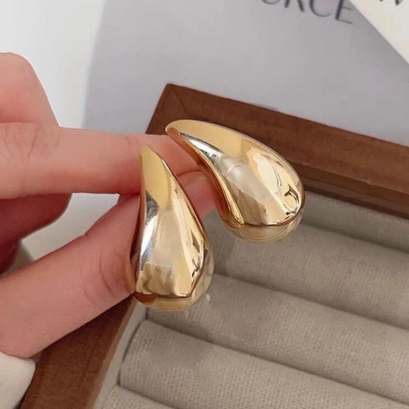 Exaggerate Big Water Droplets Gold Color Smooth Stud Earrings for Women Punk Geometry Zircon Accessories Girlfriend Gift
Exaggerate Big Water Droplets Gold Color Smooth Stud Earrings for Women Punk Geometry Zircon Accessories Girlfriend Gift