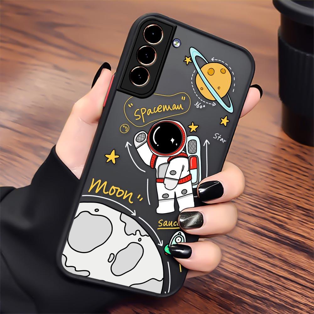 Cute Astronaut Spaceman For Samsung S24 Case S21 FE S22 S23 Plus 5G S10 Funda For Galaxy S24 Ultra Case S9 S8 Matte Phone Cover Samsung S9 Plus
Cute Astronaut Spaceman For Samsung S24 Case S21 FE S22 S23 Plus 5G S10 Funda For Galaxy S24 Ultra Case S9 S8 Matte Phone Cover Samsung S9 Plus