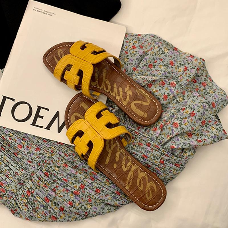Leather version~ Slippers women s outer wear summer fashion Sanya vacation seaside beach shoes flat bottom sandals one-word h drag 34
Leather version~ Slippers women s outer wear summer fashion Sanya vacation seaside beach shoes flat bottom sandals one-word h drag 34