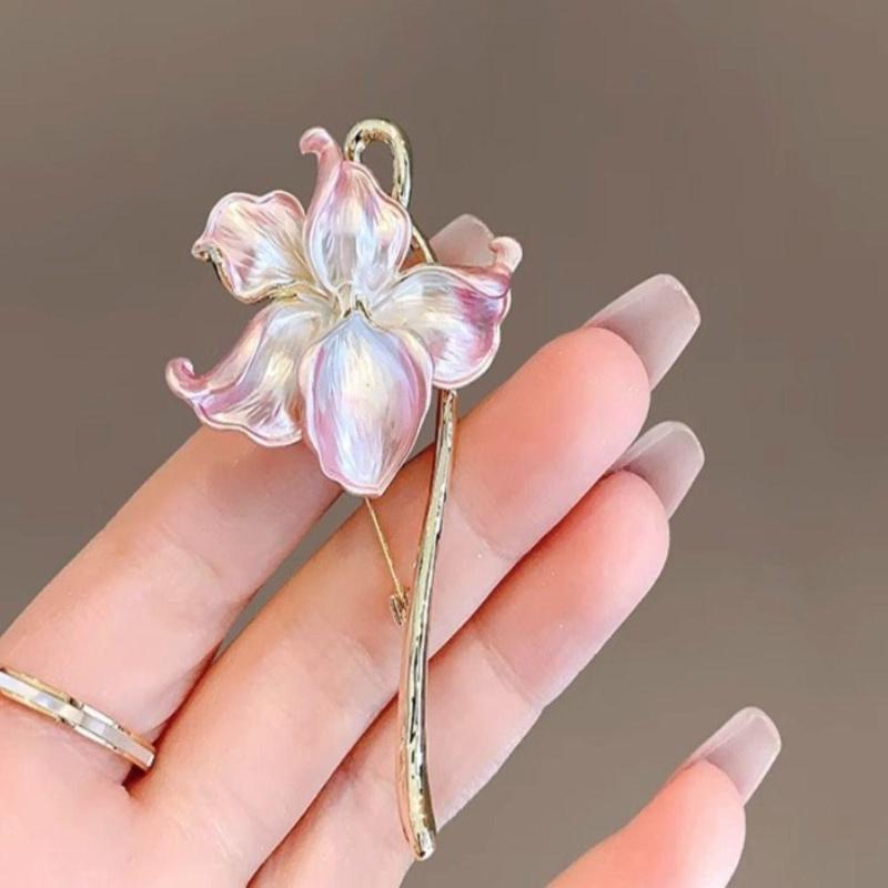 Enamel Shiny Flower Brooch, Three-dimensional Elegant Lotus Brooch for Women 1PC рожевий
Enamel Shiny Flower Brooch, Three-dimensional Elegant Lotus Brooch for Women 1PC рожевий