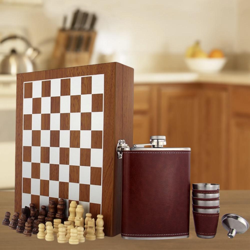 Фляга из нержавеющей стали на 8 унций, портативный кожаный горшок для виски, бутылка, воронка, чашка для вина с шахматным дорожным набором
Фляга из нержавеющей стали на 8 унций, портативный кожаный горшок для виски, бутылка, воронка, чашка для вина с шахматным дорожным набором