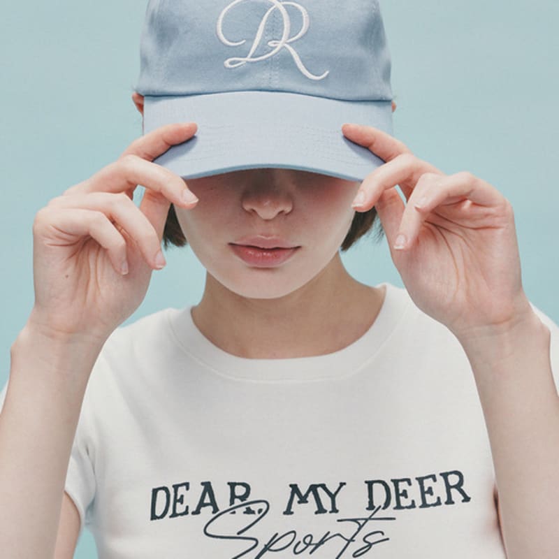 DEAR MY DEER DEAR DR BALL CAP (SKY BLUE) ske blue
DEAR MY DEER DEAR DR BALL CAP (SKY BLUE) ske blue