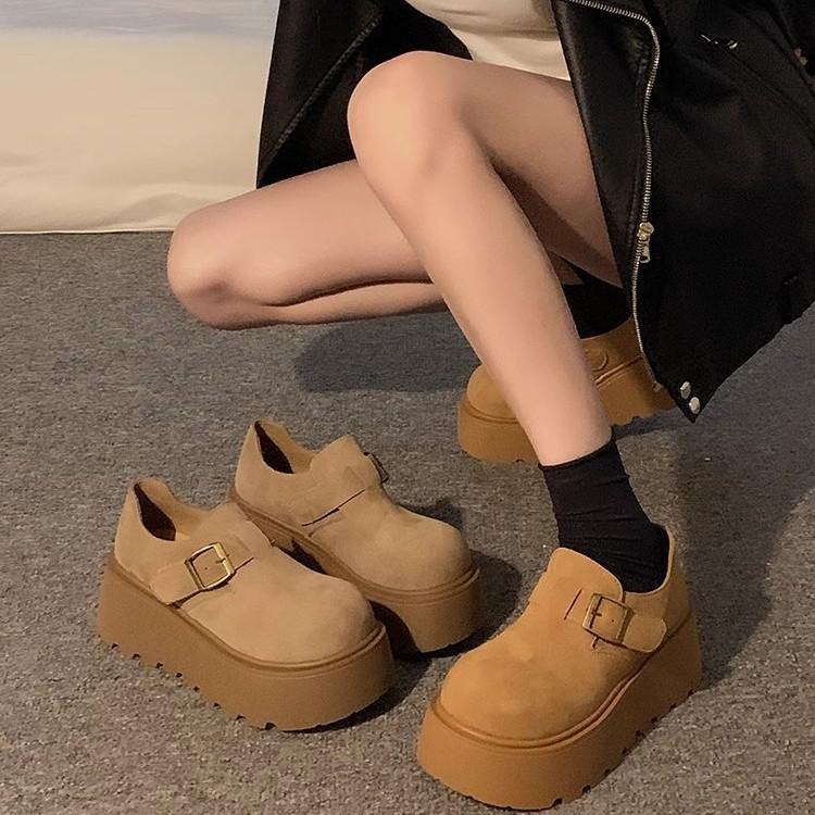 Women s new small versatile height increase ugly 2025 big head Birkenstocks spring and autumn platform loafers single shoes 35
Women s new small versatile height increase ugly 2025 big head Birkenstocks spring and autumn platform loafers single shoes 35