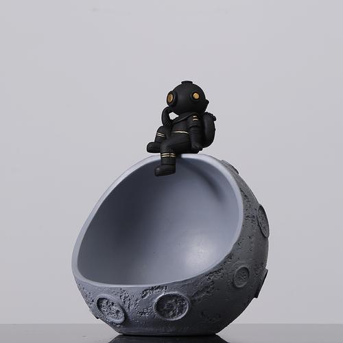 BEPAN Nordic porch astronaut storage ornaments storage key plate fruit tray storage box creative home accessories astronaut
BEPAN Nordic porch astronaut storage ornaments storage key plate fruit tray storage box creative home accessories astronaut