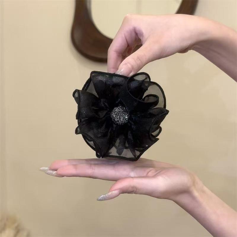 Елегантна атласна чорна шпилька-бант для волосся зі стразами - жіночий аксесуар-краб
Елегантна атласна чорна шпилька-бант для волосся зі стразами - жіночий аксесуар-краб