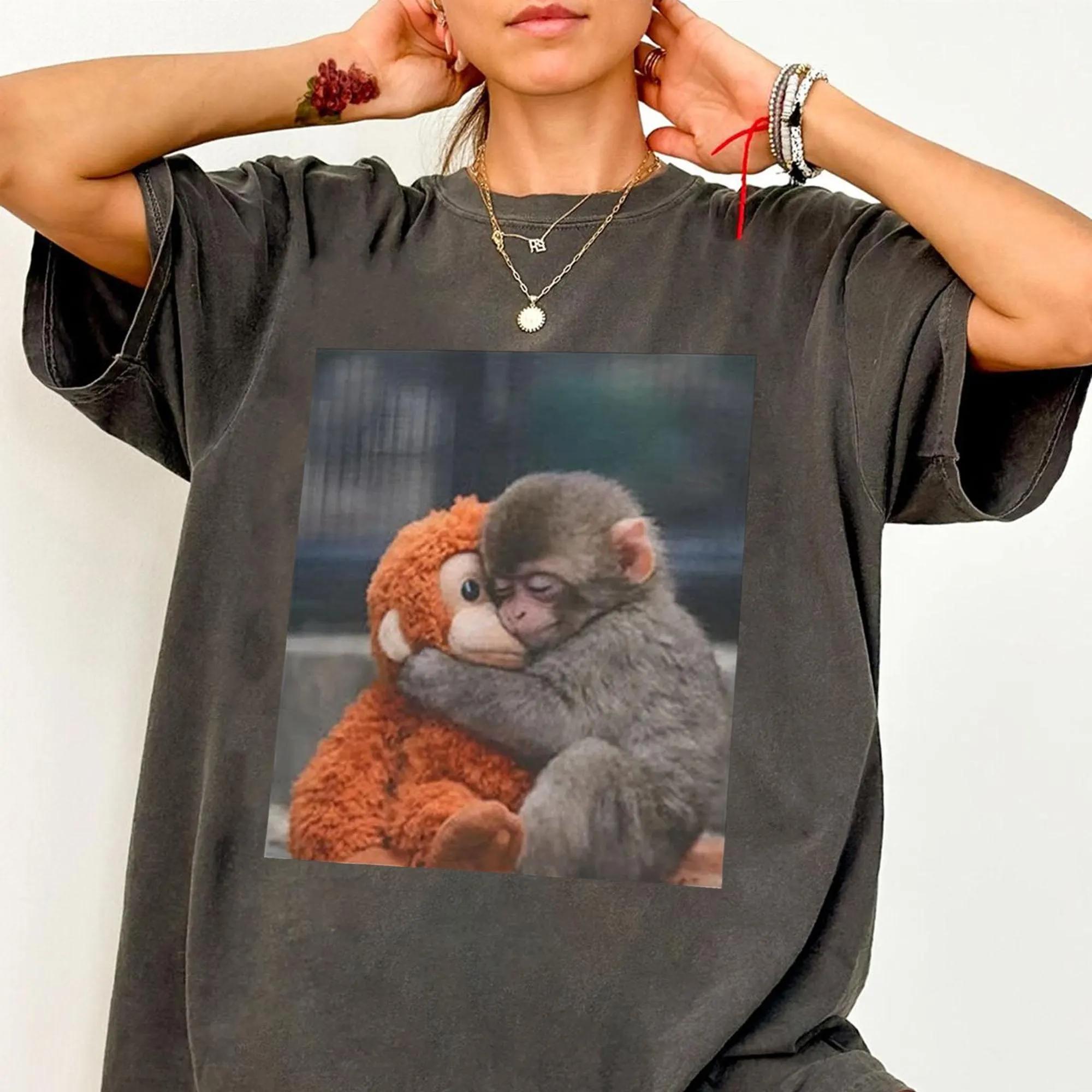 Monkey Punch Graphic Shirt Cute Baby Monkey Holding Plush Toy Tee Animal Lover Gift Trendy Cute Shirt 3XL
Monkey Punch Graphic Shirt Cute Baby Monkey Holding Plush Toy Tee Animal Lover Gift Trendy Cute Shirt 3XL