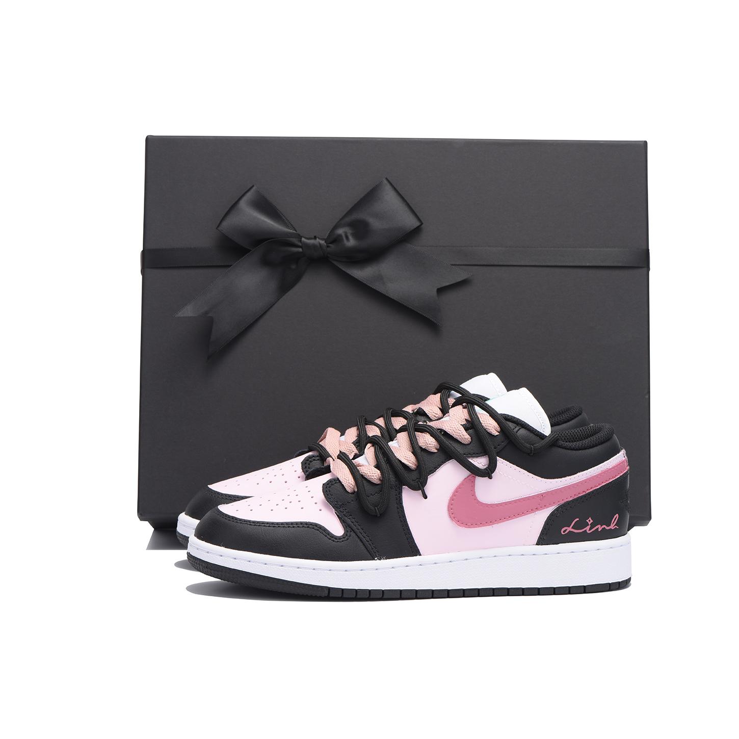 Jordan Air Jordan 1 Vintage Basketball Shoes Women s Low Top Black Pink 553560-131(Team59-SBOX) 38.5
Jordan Air Jordan 1 Vintage Basketball Shoes Women s Low Top Black Pink 553560-131(Team59-SBOX) 38.5