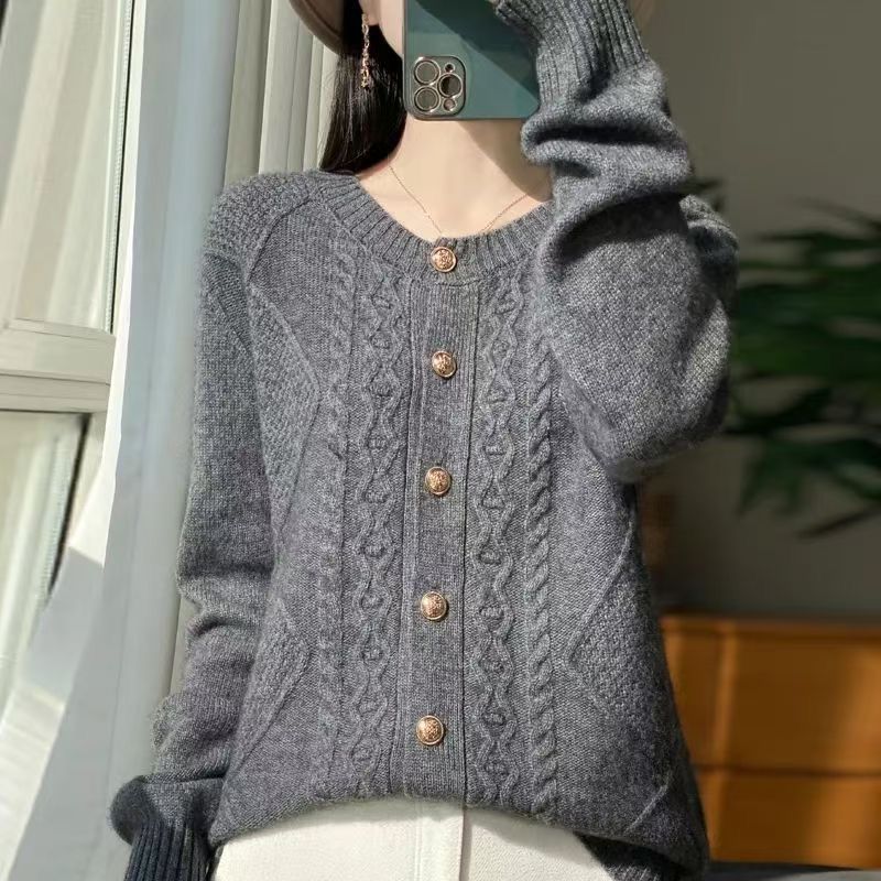 Жіночий светр з круглим вирізом, вільний, однотонний, в язаний, осінньо-зимовий, короткий светр-кардиган 3XL сірий колір
Жіночий светр з круглим вирізом, вільний, однотонний, в язаний, осінньо-зимовий, короткий светр-кардиган 3XL сірий колір