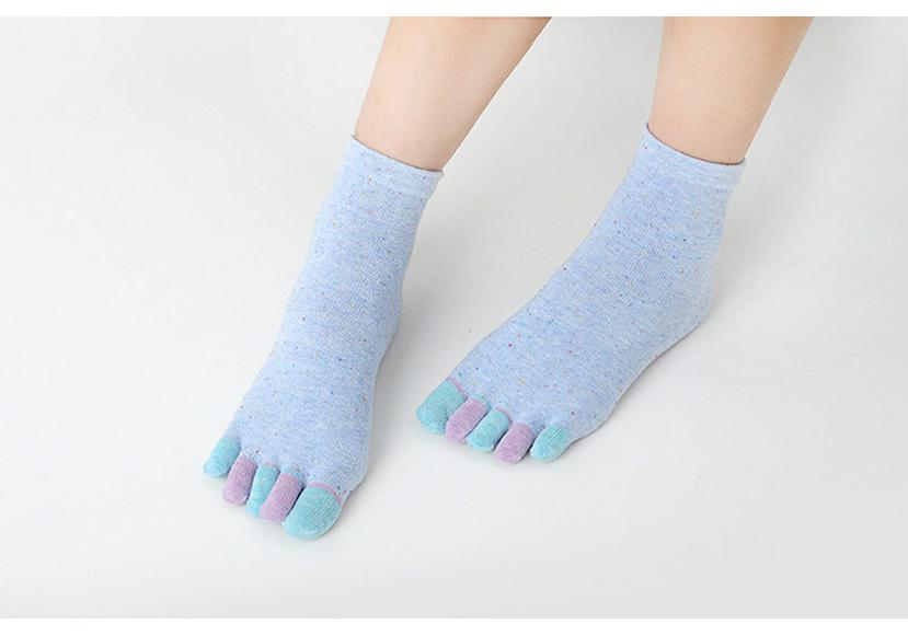 Colorful Ladies Cotton Five-Finger Dot Socks - Suitable for All Seasons. One Size
Colorful Ladies Cotton Five-Finger Dot Socks - Suitable for All Seasons. One Size