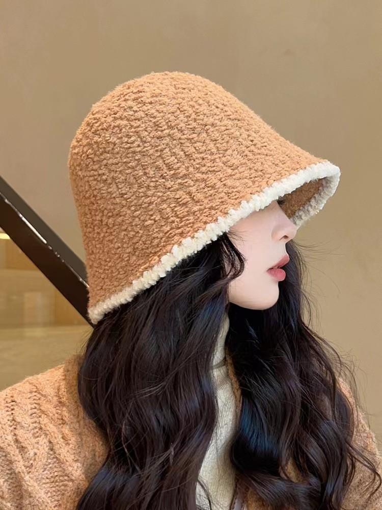 Chic Black Plush Bucket Hat For Women Winter Warmth And Windproof Versatile Hat 2022 StyleH
Chic Black Plush Bucket Hat For Women Winter Warmth And Windproof Versatile Hat 2022 StyleH