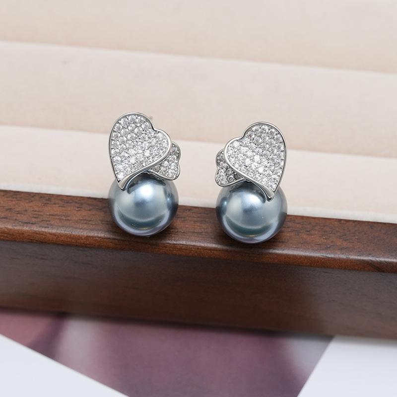 Подвійні сережки-пусети з цирконом та перлами Любов , легка розкіш, високий клас, темпераментні сережки, європейські та американські знаменитості, універсальні сережки, опт сірий колір
Подвійні сережки-пусети з цирконом та перлами Любов , легка розкіш, високий клас, темпераментні сережки, європейські та американські знаменитості, універсальні сережки, опт сірий колір