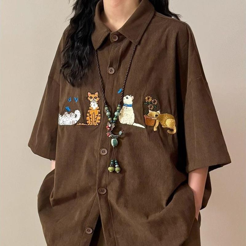 Cute Cat Embroidered Women s Casual Shirt Lapel Short Sleeved Solid Color Loose Shirts Summer Single Breasted Chic Tops XXL
Cute Cat Embroidered Women s Casual Shirt Lapel Short Sleeved Solid Color Loose Shirts Summer Single Breasted Chic Tops XXL