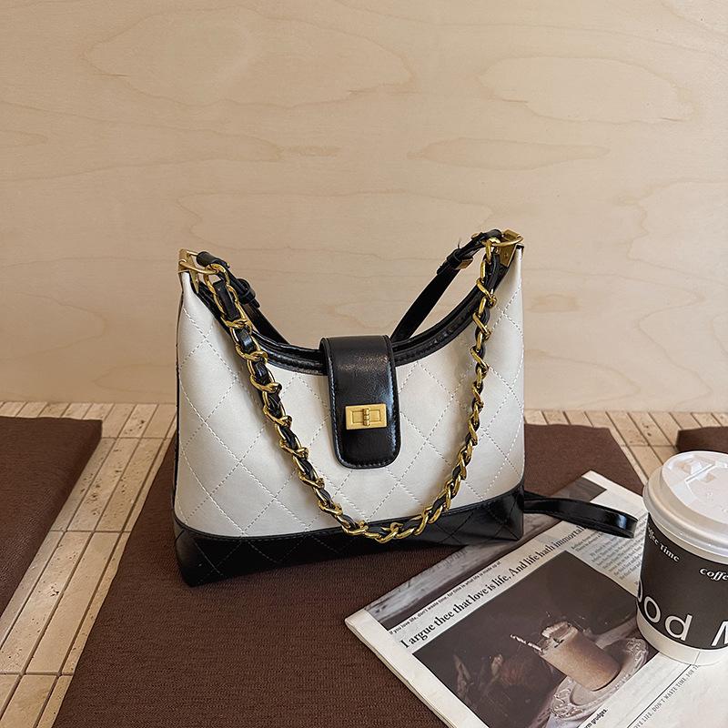 Новая сумка-цепочка с бриллиантами, женская модная универсальная сумка под мышкой, сумка на плечо, сумка-мессенджер
Новая сумка-цепочка с бриллиантами, женская модная универсальная сумка под мышкой, сумка на плечо, сумка-мессенджер