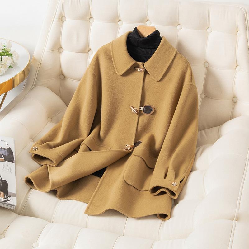 Новое двустороннее шерстяное пальто для женщин на осень и зиму, простое и атмосферное кашемировое пальто средней длины, универсальное шерстяное пальто XL
Новое двустороннее шерстяное пальто для женщин на осень и зиму, простое и атмосферное кашемировое пальто средней длины, универсальное шерстяное пальто XL