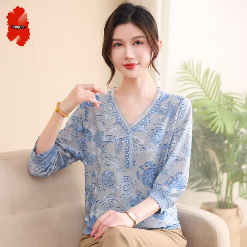 Elegant V-Neck Floral Mid-Sleeve T-Shirt for Women 3XL
Elegant V-Neck Floral Mid-Sleeve T-Shirt for Women 3XL