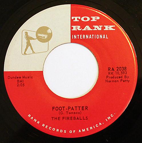 7inch Record FIREBALLS - Foot-Patter / Kissin RA2038 Top Rank Intern 1960 US Rock Used
7inch Record FIREBALLS - Foot-Patter / Kissin RA2038 Top Rank Intern 1960 US Rock Used