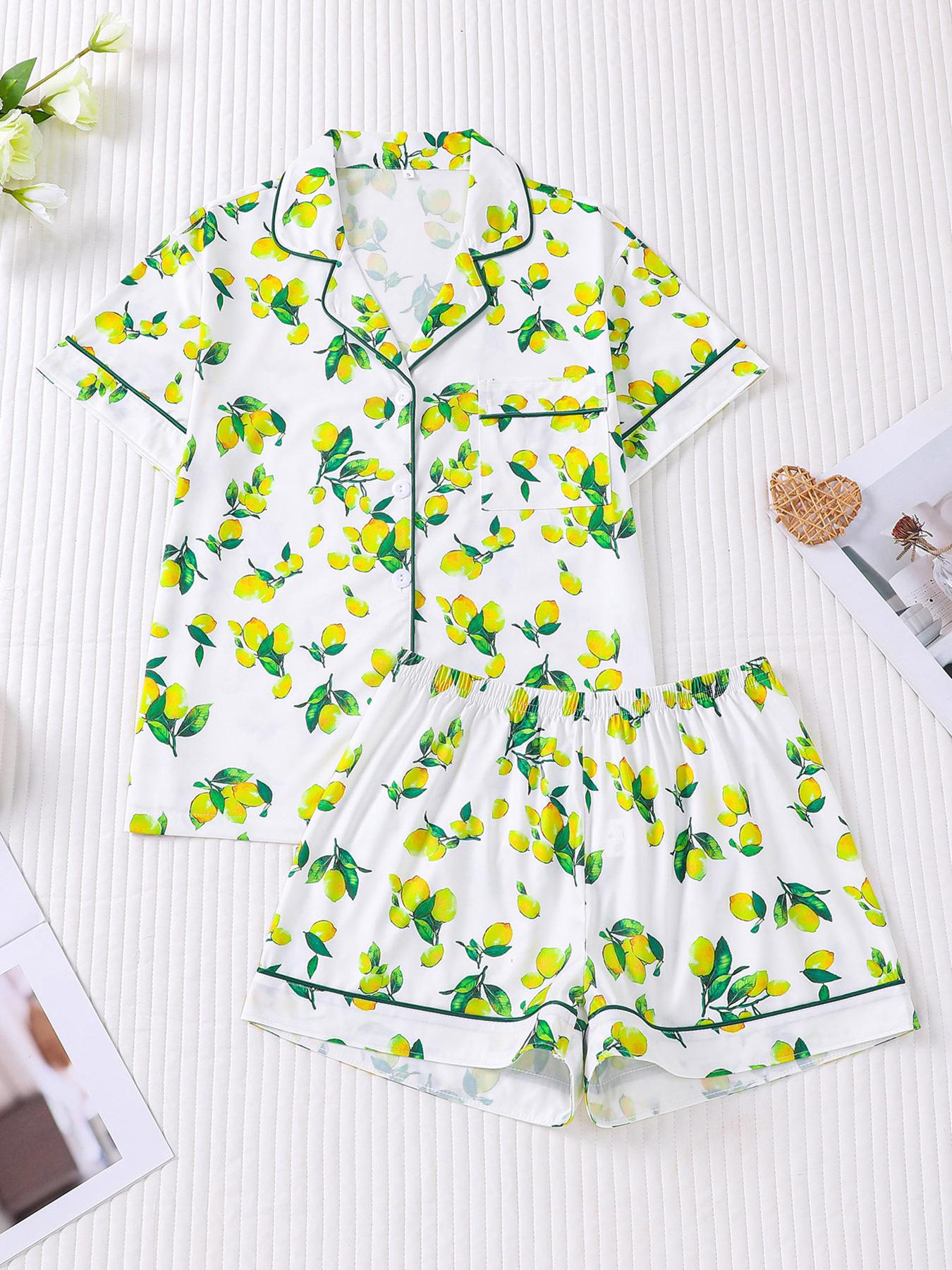 Women s Fruit Print Short Sleeve Cardigan Pajama Set - Summer Home and Vacation Wear M
Women s Fruit Print Short Sleeve Cardigan Pajama Set - Summer Home and Vacation Wear M
