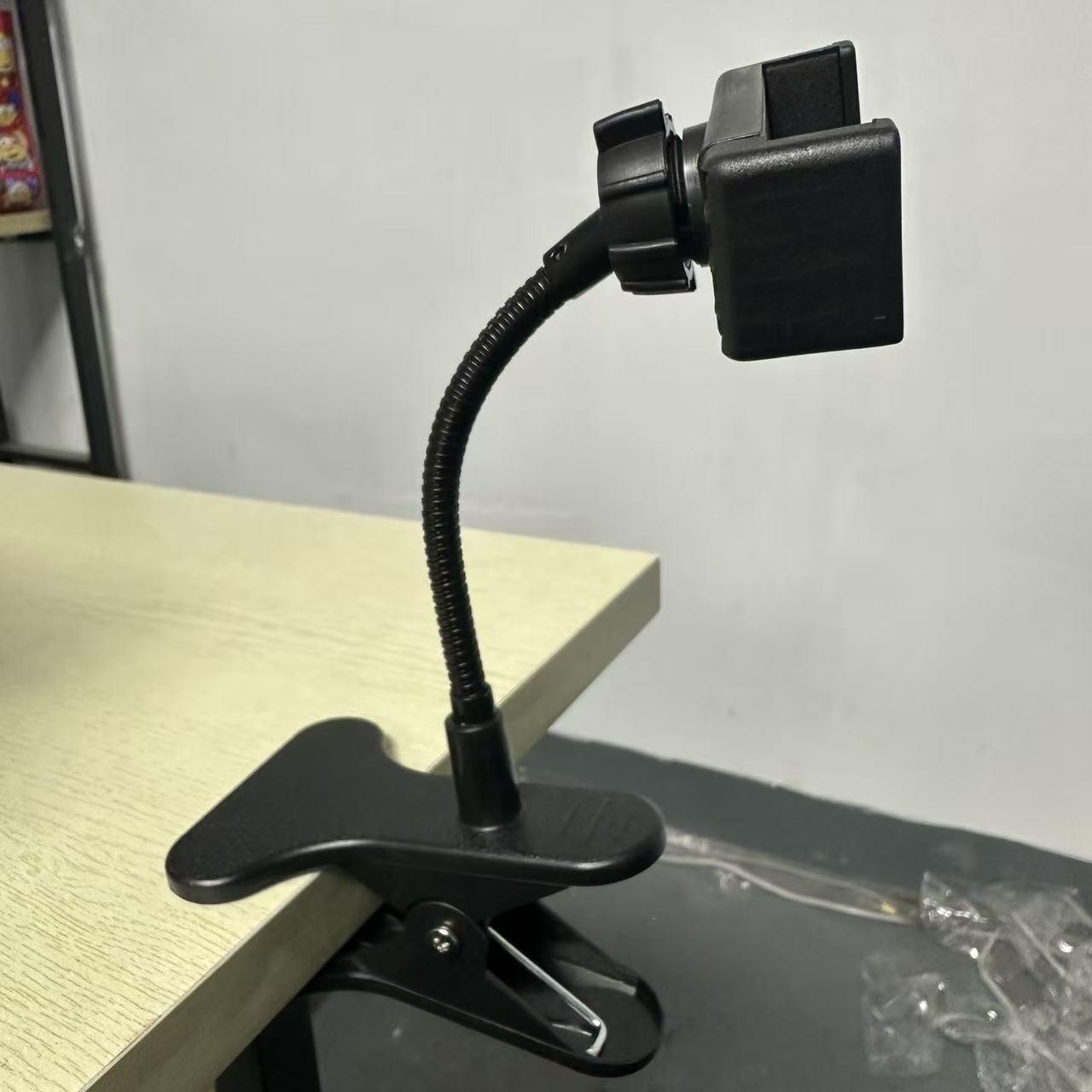 Металлический держатель для телефона с регулировкой на 360° и прочным зажимом для использования на столе или у кровати
Металлический держатель для телефона с регулировкой на 360° и прочным зажимом для использования на столе или у кровати