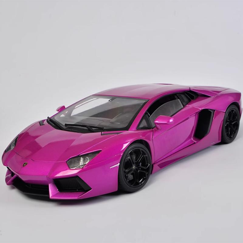 ВЕЛЛИ 1:18 масштаб Aventador LP700-4 имитационная модель игрушечной машинки из сплава статическое украшение коллекционное украшение подарок
ВЕЛЛИ 1:18 масштаб Aventador LP700-4 имитационная модель игрушечной машинки из сплава статическое украшение коллекционное украшение подарок