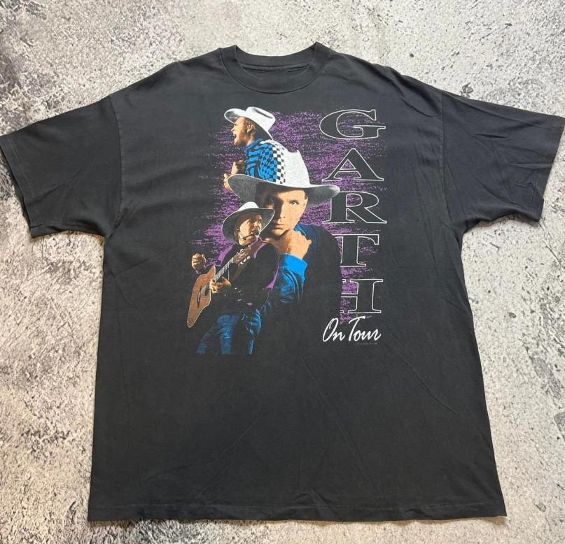 New Vintage Garth Brooks 90s country Gift For Fans Unisex S-5XL Shirt Unisex T-Shirt S
New Vintage Garth Brooks 90s country Gift For Fans Unisex S-5XL Shirt Unisex T-Shirt S
