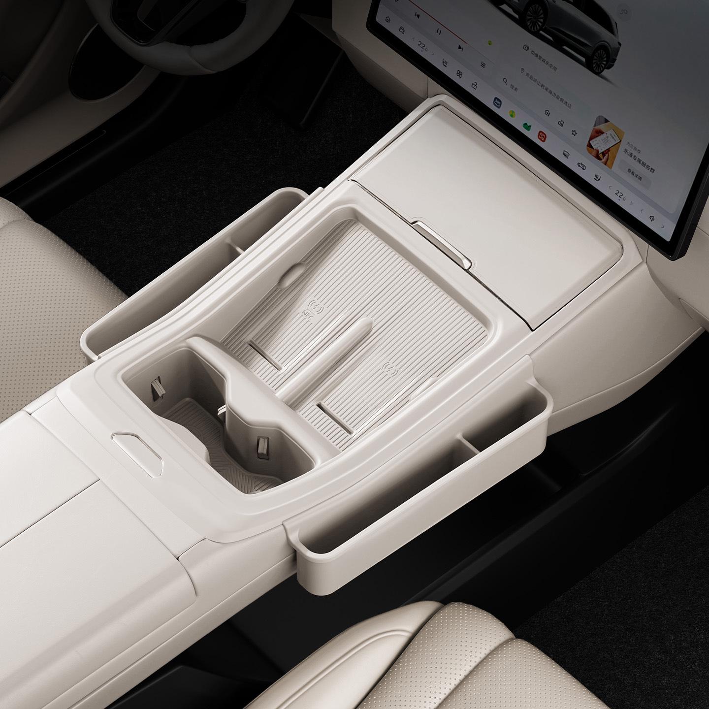 Li Auto L9 Center Console Storage Box 2025 Model - Lower Layer Car Interior Accessory.
Li Auto L9 Center Console Storage Box 2025 Model - Lower Layer Car Interior Accessory.