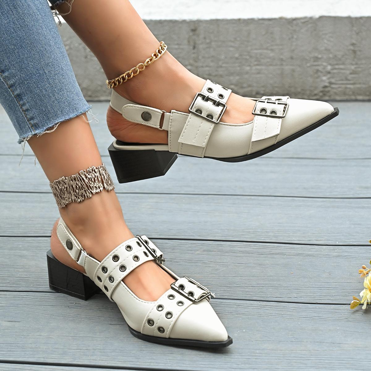 Fashion Punk Metal Buckle Decoration Sandals Women Neutral Pointed Toe Back Trap Shoes Women Brand Design Square Medium Heels Sandals 34 білий
Fashion Punk Metal Buckle Decoration Sandals Women Neutral Pointed Toe Back Trap Shoes Women Brand Design Square Medium Heels Sandals 34 білий
