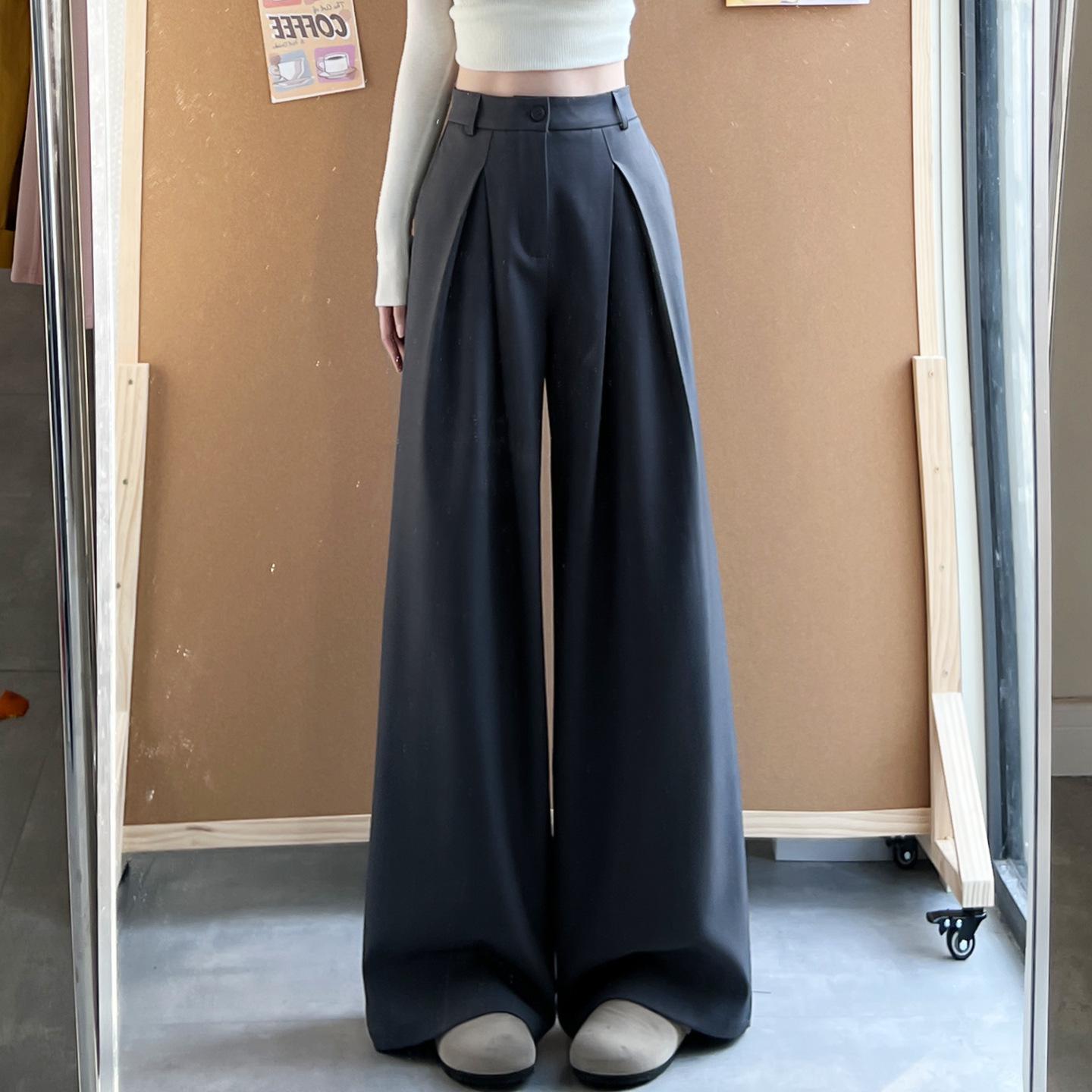 Women s Khaki High-Quality Straight-Leg Drape Suit Pants - Spring 2026 Style Small
Women s Khaki High-Quality Straight-Leg Drape Suit Pants - Spring 2026 Style Small