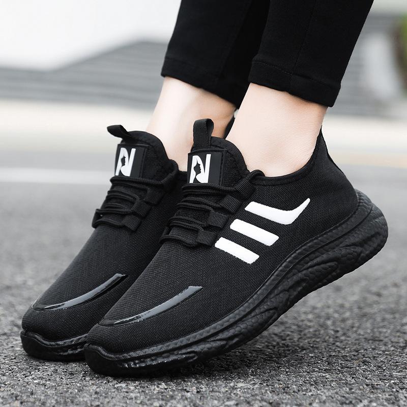 Новая спортивная мужская обувь для бега, летняя мужская обувь на мягкой подошве, легкая, для пар, одинаковая, сетчатая, дышащая, обувь для внешней торговли 36
Новая спортивная мужская обувь для бега, летняя мужская обувь на мягкой подошве, легкая, для пар, одинаковая, сетчатая, дышащая, обувь для внешней торговли 36