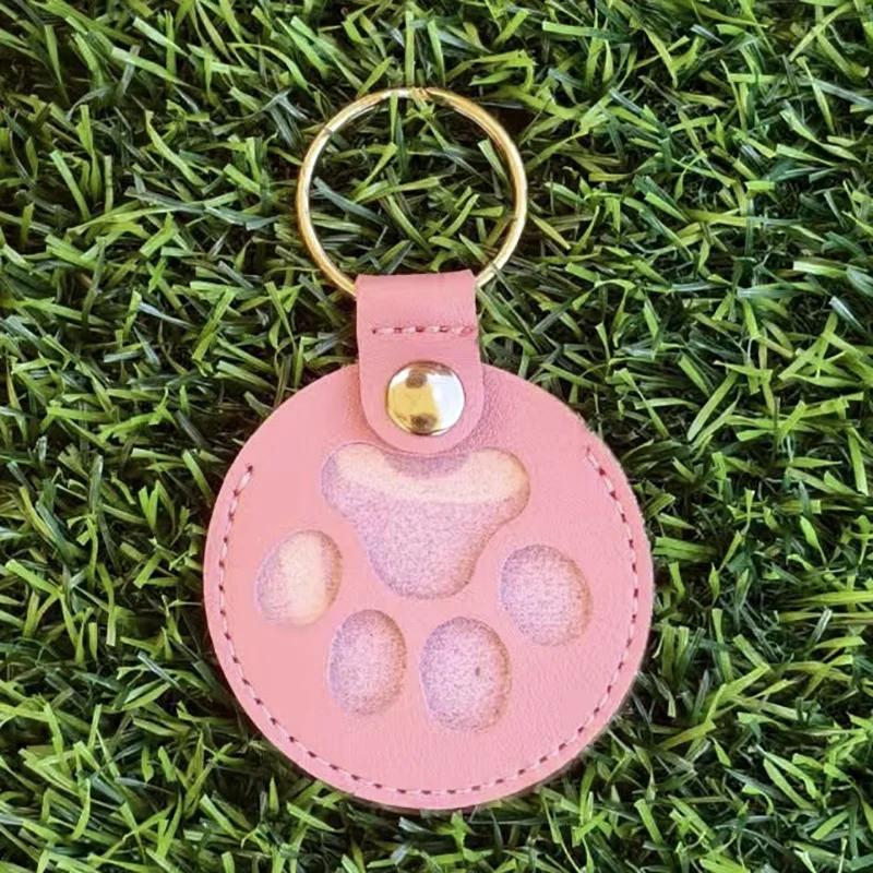 Pet Hair Storage Keychain PU Leather Cats and Dogs Keychain Portable Cat & Dog Fur Pet Memorial Accessories Keepsake Locket
Pet Hair Storage Keychain PU Leather Cats and Dogs Keychain Portable Cat & Dog Fur Pet Memorial Accessories Keepsake Locket