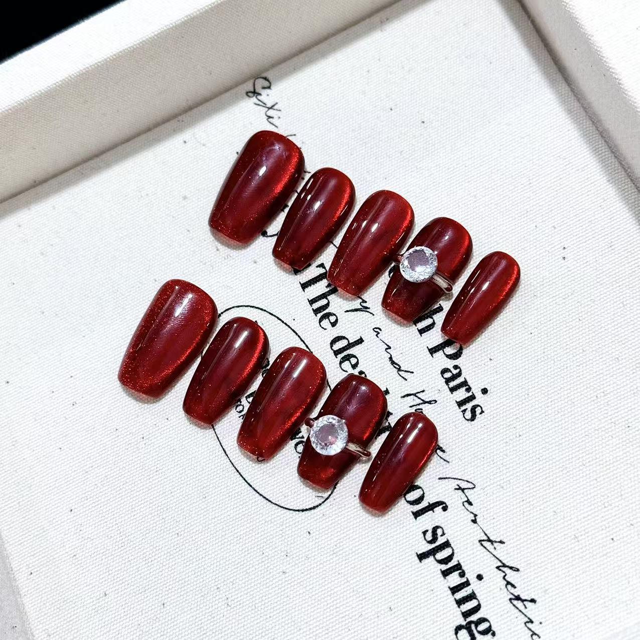 Ручная работа, рубиново-красные ногти «кошачий глаз» накладные - Новогодний стиль, многоразовые, с отбеливающим эффектом
Ручная работа, рубиново-красные ногти «кошачий глаз» накладные - Новогодний стиль, многоразовые, с отбеливающим эффектом