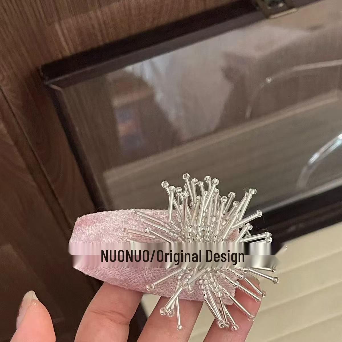 NUONUO Velvet Ginger Yellow Firework BB Hair Clip рожевий
NUONUO Velvet Ginger Yellow Firework BB Hair Clip рожевий