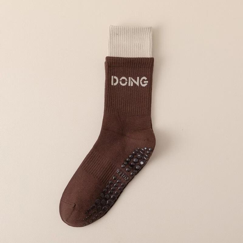 MDNG Women s Mid-Calf Yoga & Floor Socks One Size
MDNG Women s Mid-Calf Yoga & Floor Socks One Size