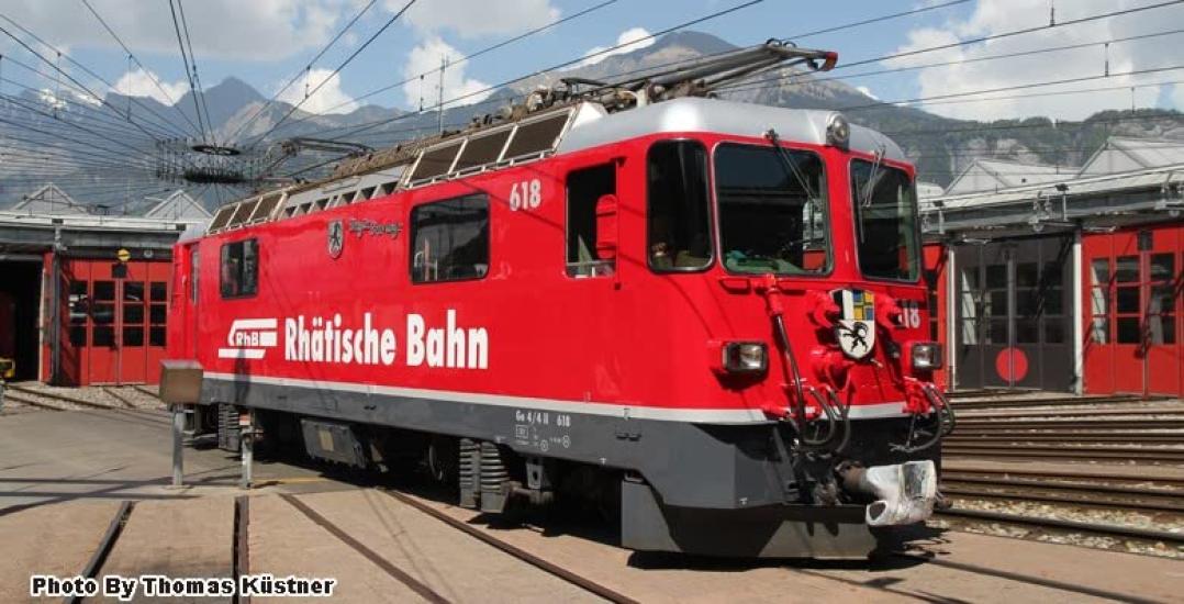 KATO N gauge Alpine locomotive Ge44-II RhB logo 3102-3 Railway model Electric locomotive Red
KATO N gauge Alpine locomotive Ge44-II RhB logo 3102-3 Railway model Electric locomotive Red