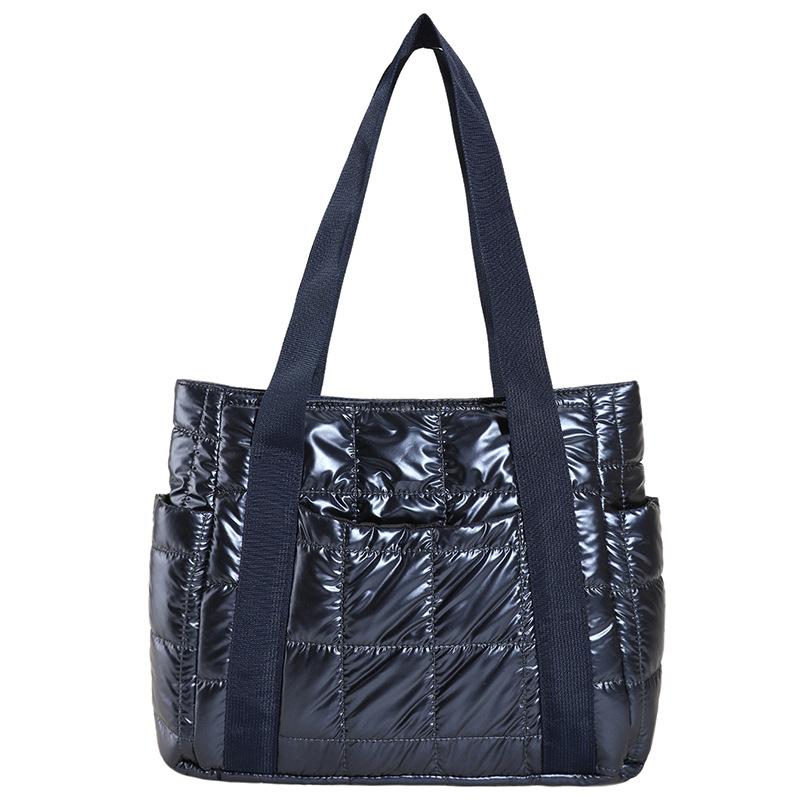 Корейская версия повседневной хлопковой одежды, женская трендовая сумка 2025, клетчатая вышитая нить, сумка через плечо, модная персонализированная сумка-тоут One size синий
Корейская версия повседневной хлопковой одежды, женская трендовая сумка 2025, клетчатая вышитая нить, сумка через плечо, модная персонализированная сумка-тоут One size синий