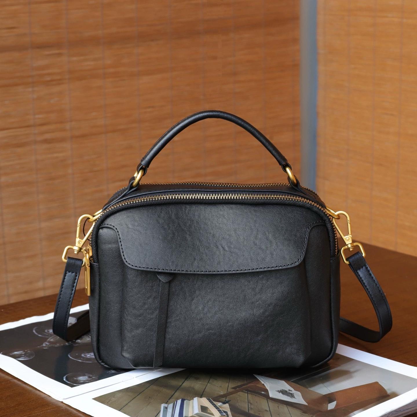 Small Genuine Cow Leather Tote Bag for Ladies Fashiable Handbag Luxury Shoulder or Messenger Bag
Small Genuine Cow Leather Tote Bag for Ladies Fashiable Handbag Luxury Shoulder or Messenger Bag