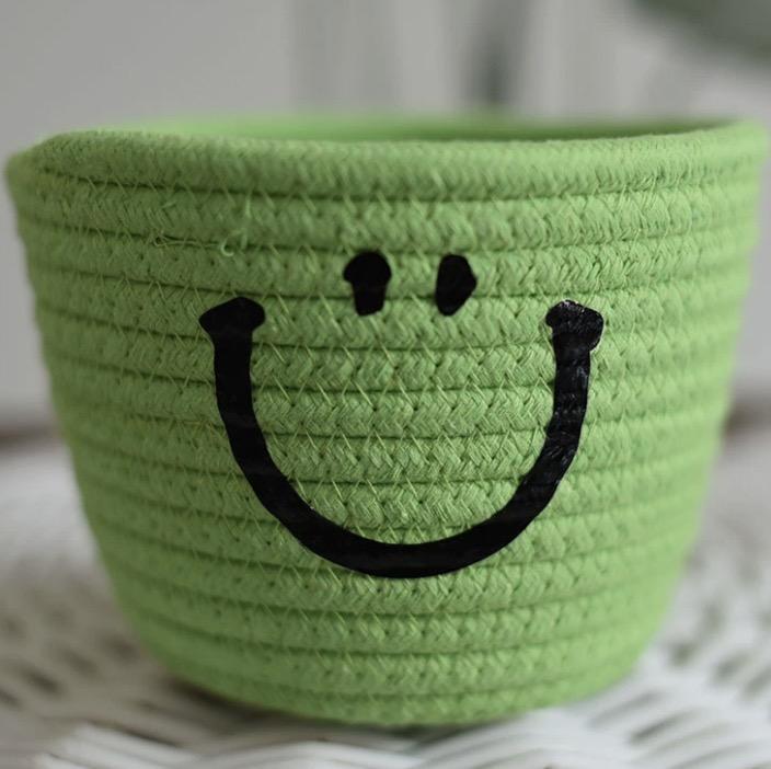 1pc Storage Box Smiling Face Trash Can Multifunctional Storage bread basket, baking зелёный
1pc Storage Box Smiling Face Trash Can Multifunctional Storage bread basket, baking зелёный