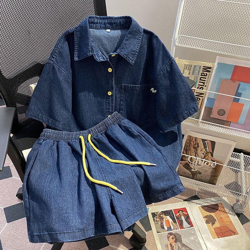 Women s Summer Minimalist Vintage Denim Two-Piece Set: Shirt + Shorts—A Youthful and Slimming Outfit 3XL жовтий
Women s Summer Minimalist Vintage Denim Two-Piece Set: Shirt + Shorts—A Youthful and Slimming Outfit 3XL жовтий