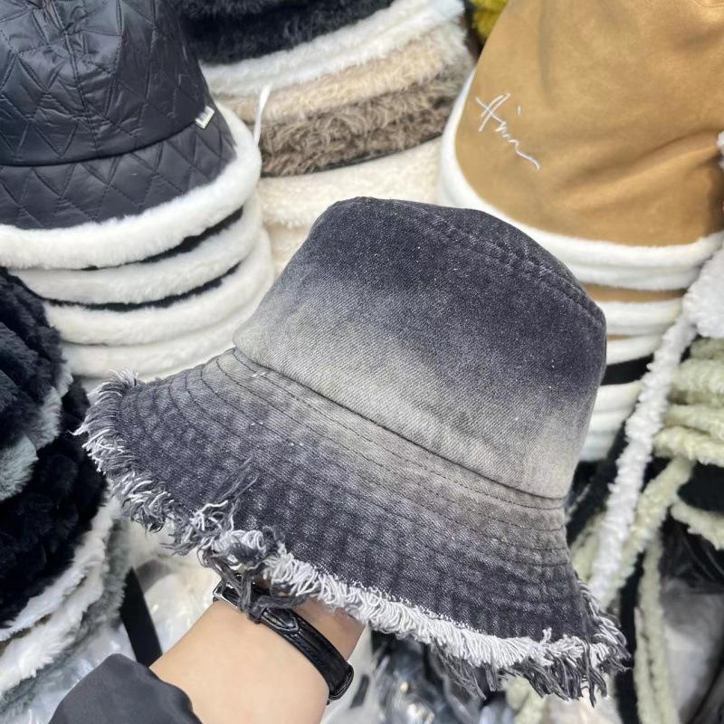 Модні washed denim капелюхи-відра з китицями для жінок та чоловіків, вінтажні, складані, унісекс, для вулиці, пляжу, риболовлі, сонцезахисні
Модні washed denim капелюхи-відра з китицями для жінок та чоловіків, вінтажні, складані, унісекс, для вулиці, пляжу, риболовлі, сонцезахисні