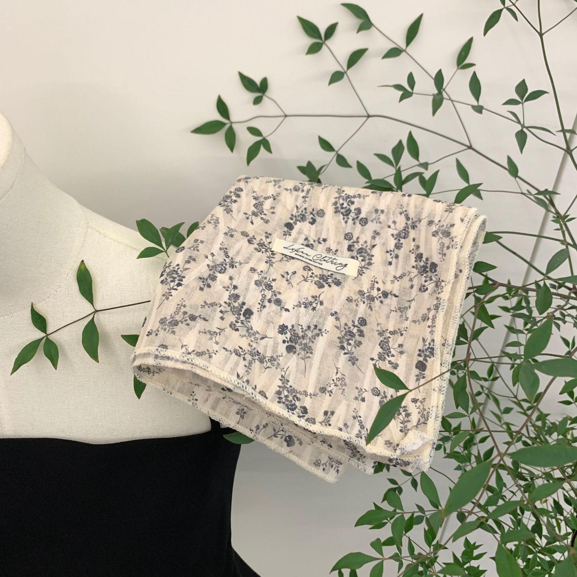 Korean Customer Order~ Polka Dot Square Scarf Silk Scarf Women S Ins Dual-Purpose Tube Top Headscarf Scarf Strap Ribbon 68-68
Korean Customer Order~ Polka Dot Square Scarf Silk Scarf Women S Ins Dual-Purpose Tube Top Headscarf Scarf Strap Ribbon 68-68