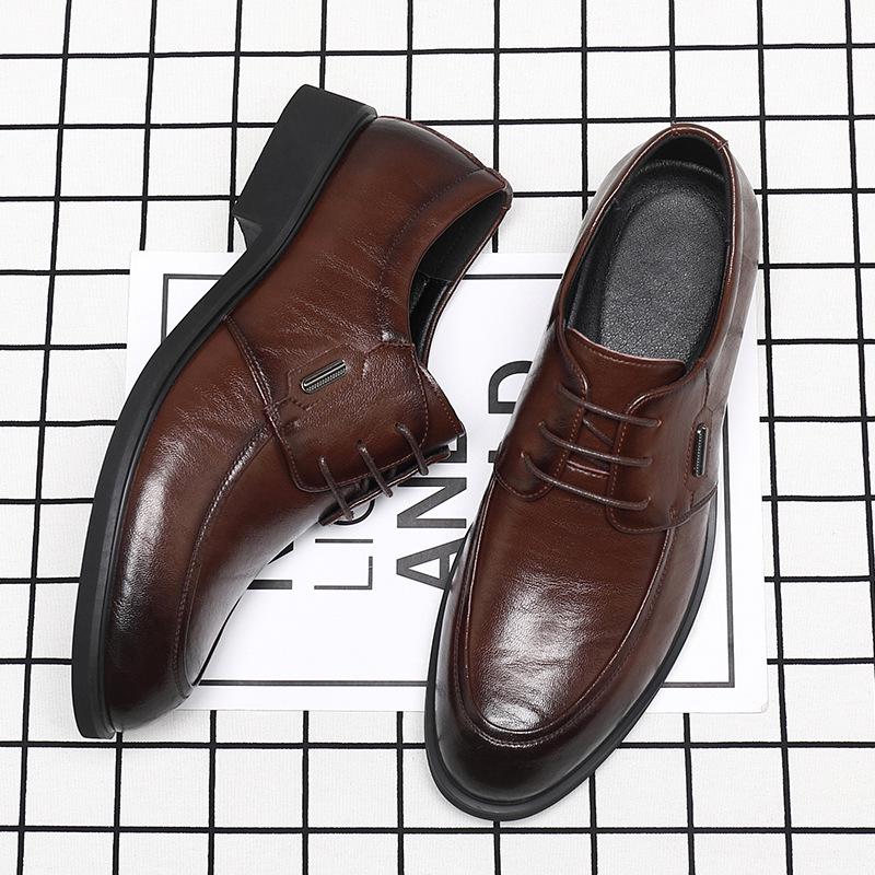 Men s British Style Pointed Toe Leather Derby Shoes for Weddings and Formal Occasions 39
Men s British Style Pointed Toe Leather Derby Shoes for Weddings and Formal Occasions 39