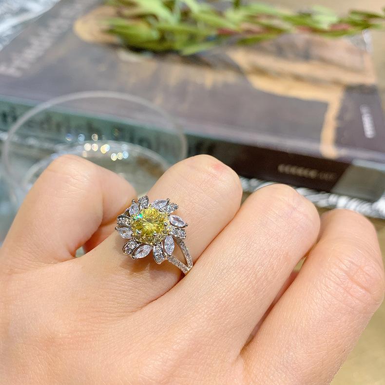 Каблучка з рожевим діамантом із гальванічним покриттям, кільце з квіткою, намисто, сережки, весільний набір прикрас
Каблучка з рожевим діамантом із гальванічним покриттям, кільце з квіткою, намисто, сережки, весільний набір прикрас