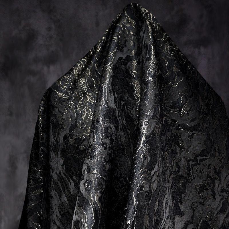 Chinese Style Brocade Fabric Double-Sided Cloud Wave Jacquard Fabric for Sewing Hanfu Ma Mian Skirt Coat Vest Brocade Material 100x165cm
Chinese Style Brocade Fabric Double-Sided Cloud Wave Jacquard Fabric for Sewing Hanfu Ma Mian Skirt Coat Vest Brocade Material 100x165cm