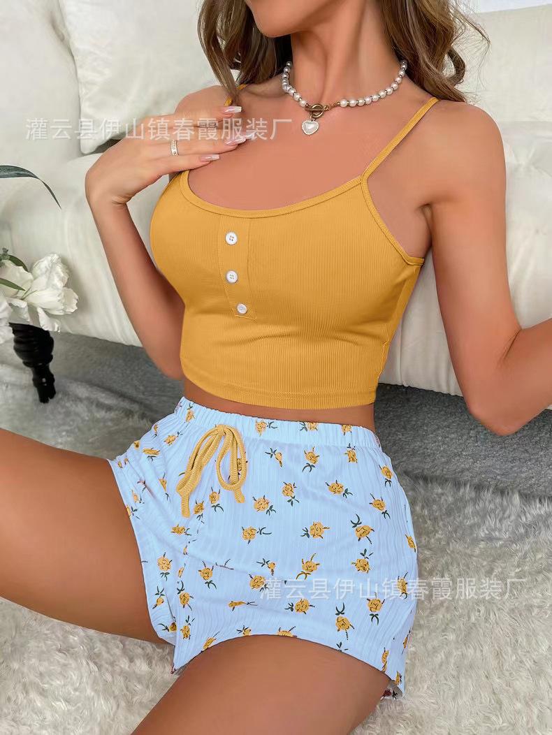 European and American hot-selling women s sexy printing casual suspender shorts milk silk set can be worn outside loungewear European and American S жёлтый
European and American hot-selling women s sexy printing casual suspender shorts milk silk set can be worn outside loungewear European and American S жёлтый