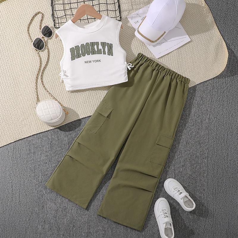 2025 Girls Summer Sleeveless Top & Cargo Pants Set: American Casual Style for Kids
2025 Girls Summer Sleeveless Top & Cargo Pants Set: American Casual Style for Kids